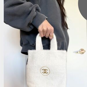 CHANEL beauty White Tote with Gold Accent